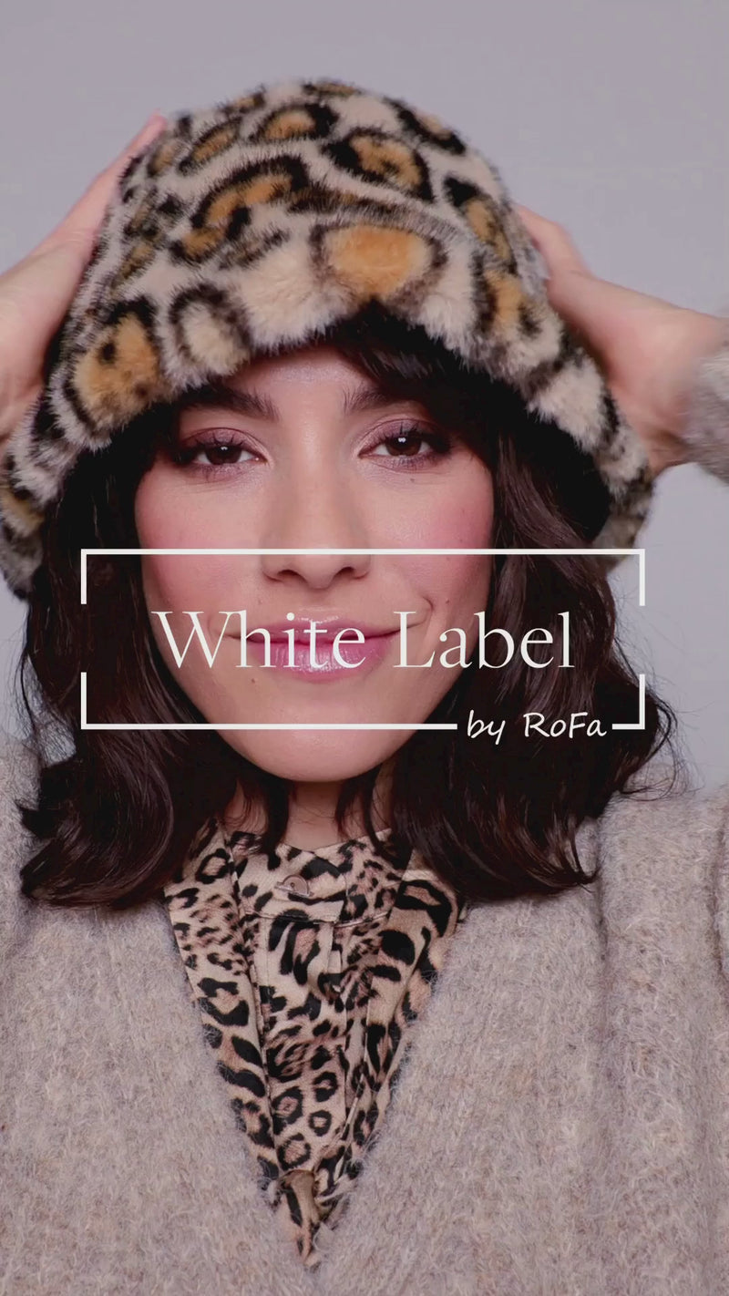 Oversized-Wendejacke für Damen mit Rautensteppmuster als Außenseite, Innenseite aus hellem Webpelz – Video