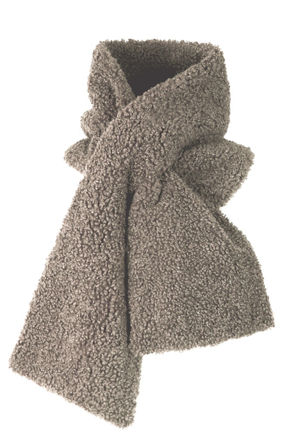 Kuschelig weicher Webpelzschal für Damen in der Farbe Taupe, schön gebunden. 